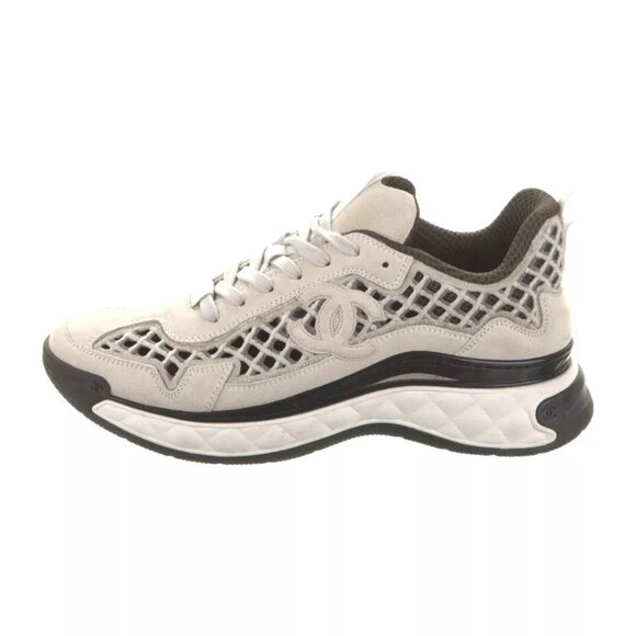 Chanel 2021 Interlocking CC Logo Sneakers Size: US11, IT41 Ecru & Gray G37126 - Picture 1 of 11